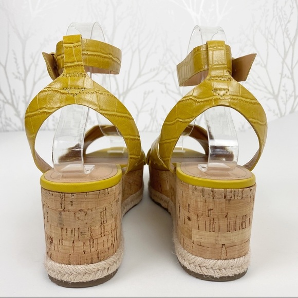 MARC FISHER Carlin 2 Golden Mustard Faux Croc Wedge Platform Sandal NWOB - Picture 3 of 9